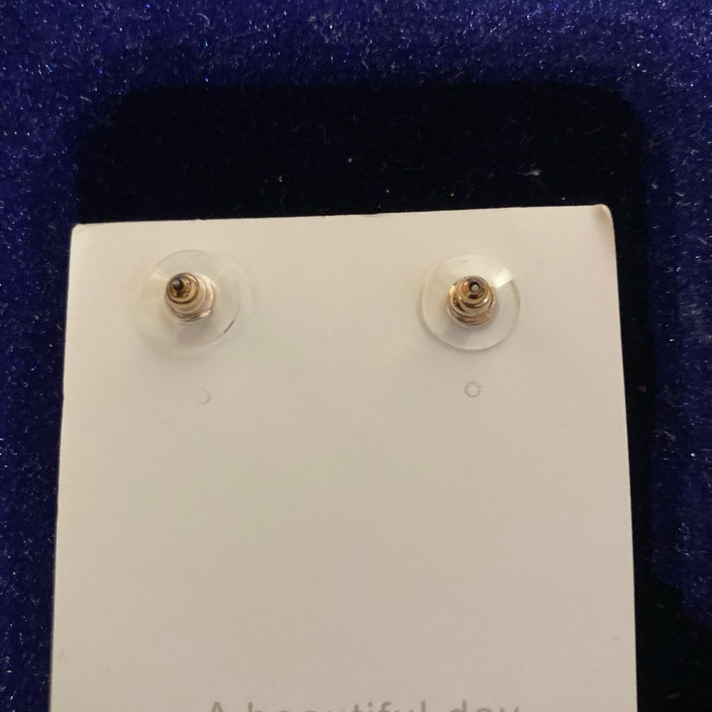 Earrings - Picture 2 of 2